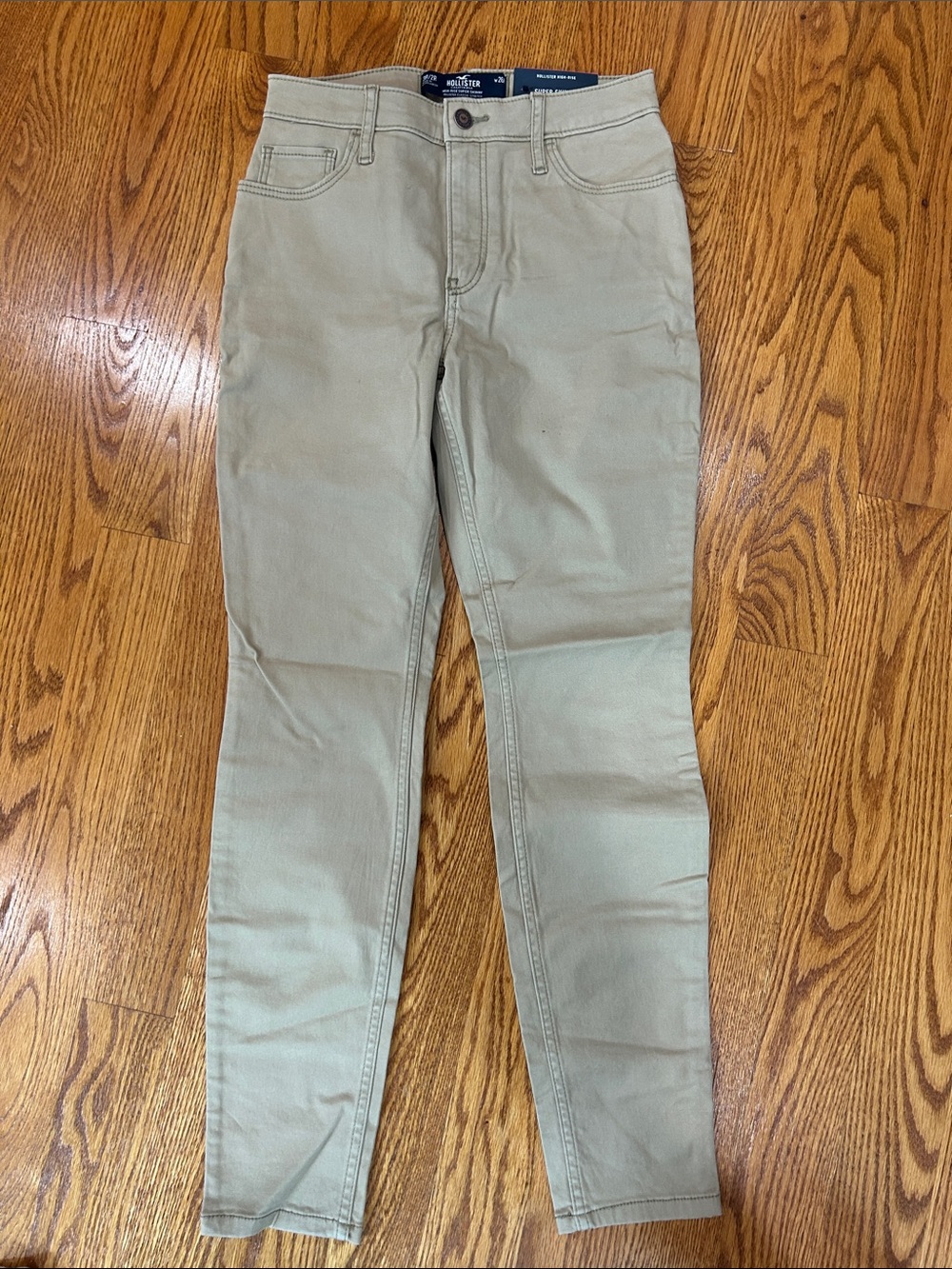 Hollister Slim Stretch Pants in Light Khaki